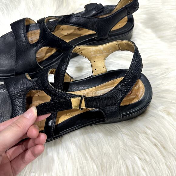 Clarks Unstructured Black Leather Sandals Sz 8.5 - Picture 5 of 9